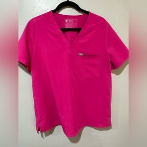 Figs scrub top size large